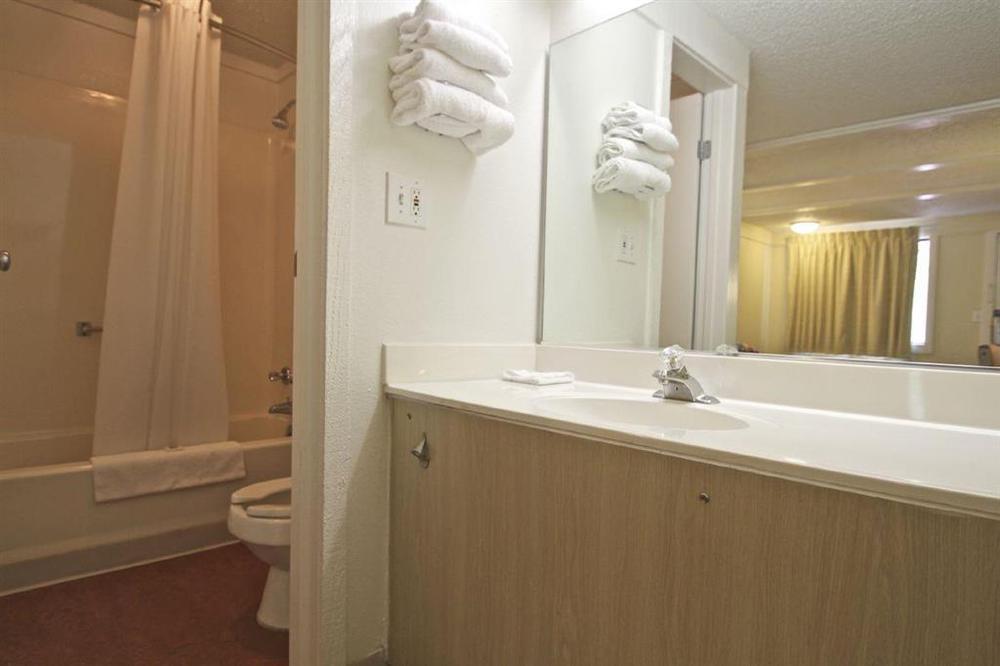 Super 8 By Wyndham Asheville/Biltmore חדר תמונה